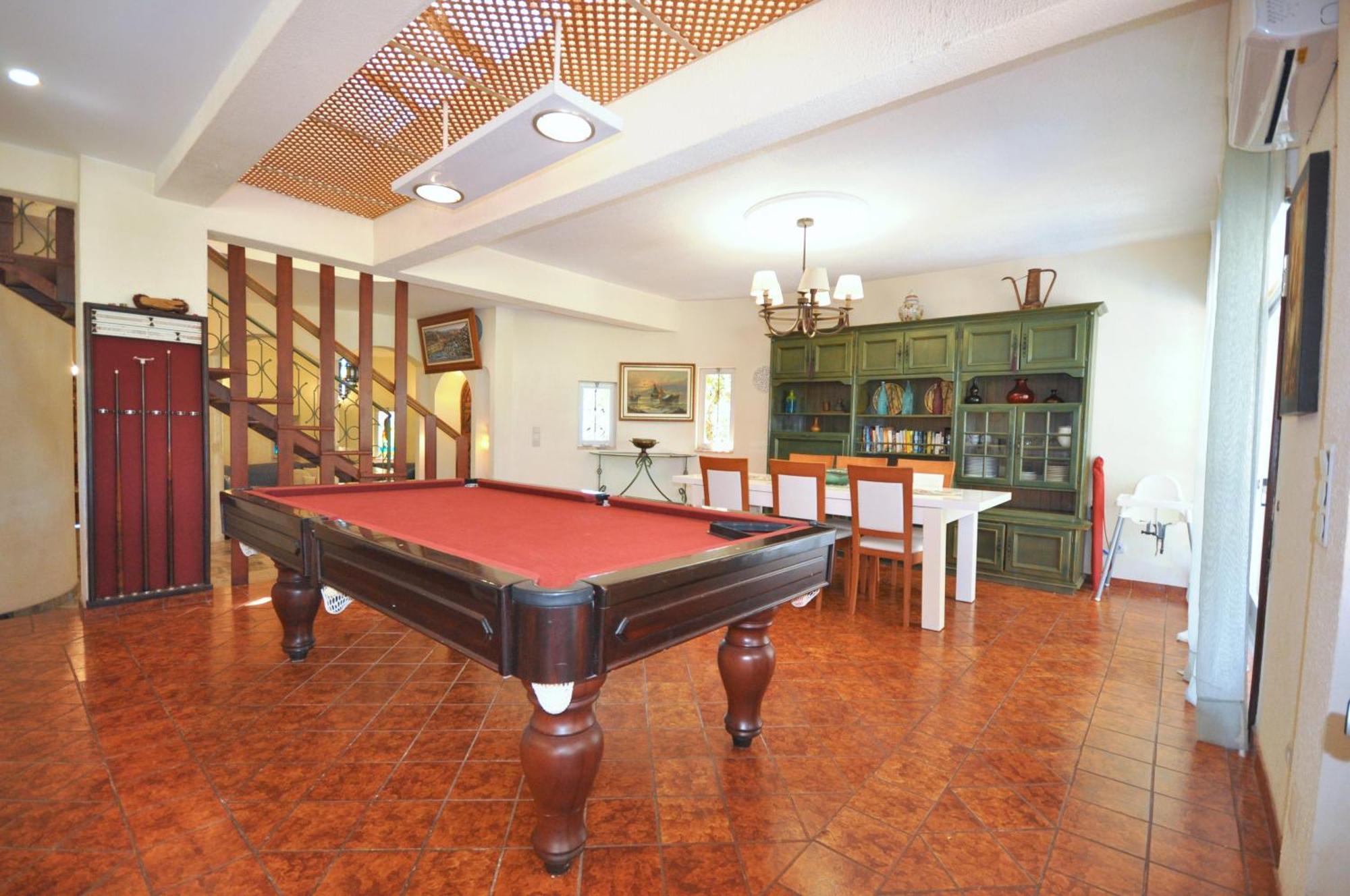 Walking Distance To The Centre - Snooker Table - Private Pool - 5 Bedrooms Quarteira Kültér fotó